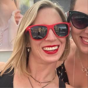 Meet your Posher, Nichole